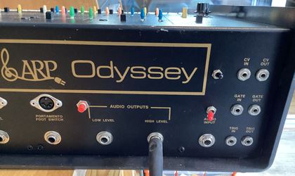 Arp-Odyssey 2811 gold/black s/n 38 MIDI